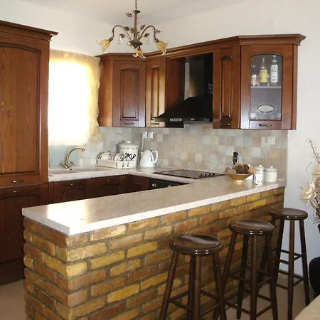 Pelago Seafront House Casa vacanze